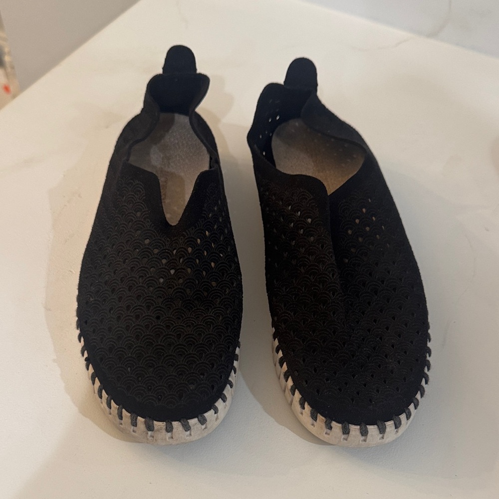 Ilse Jacobsen Black Slip-On Perforated Casual Shoes Sz 38